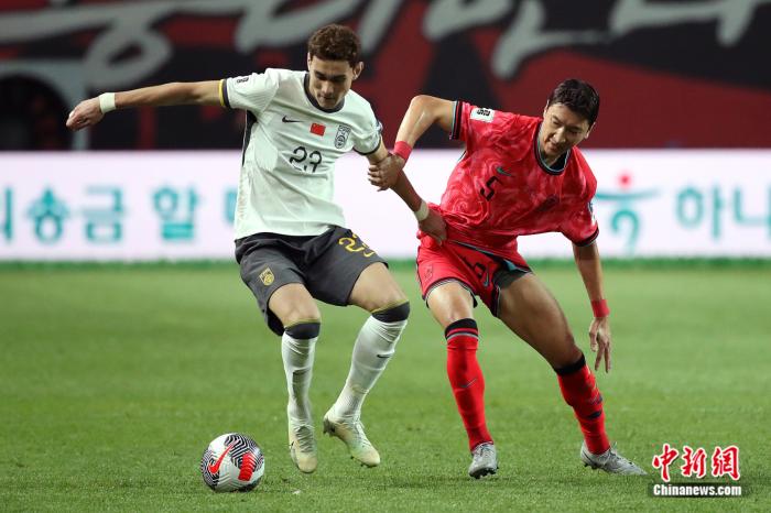 世预赛关键战：国足客场0-1负韩国，错失直通2