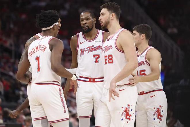 火箭骑士锁定季后赛 西部第三争夺战白热化