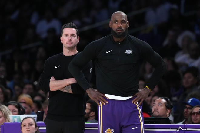 NBA季后赛火湖大战赛程出炉 詹姆斯单核迎战东契